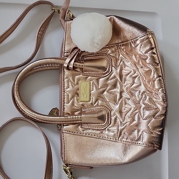 Betsey Johnson Retro Star Shimmer Bag - Picture 3 of 8